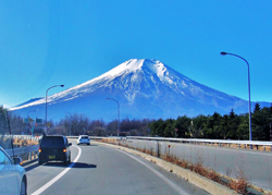 2. 富士山周辺をドライブ