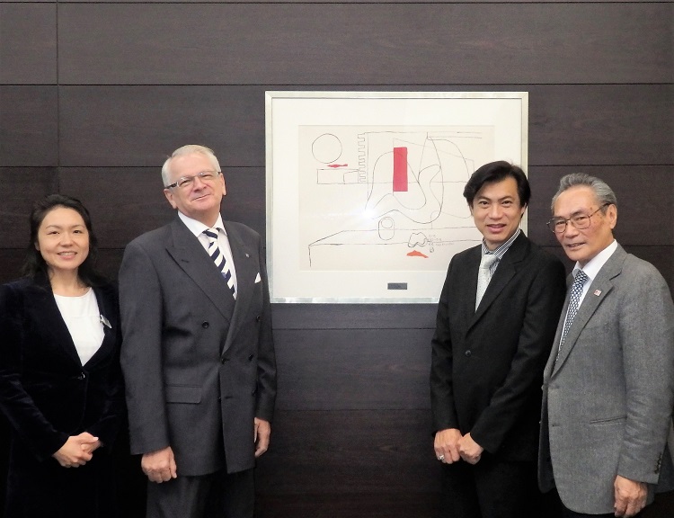 左より、江口先生、Wood氏、Visutriratana氏、石塚理事長